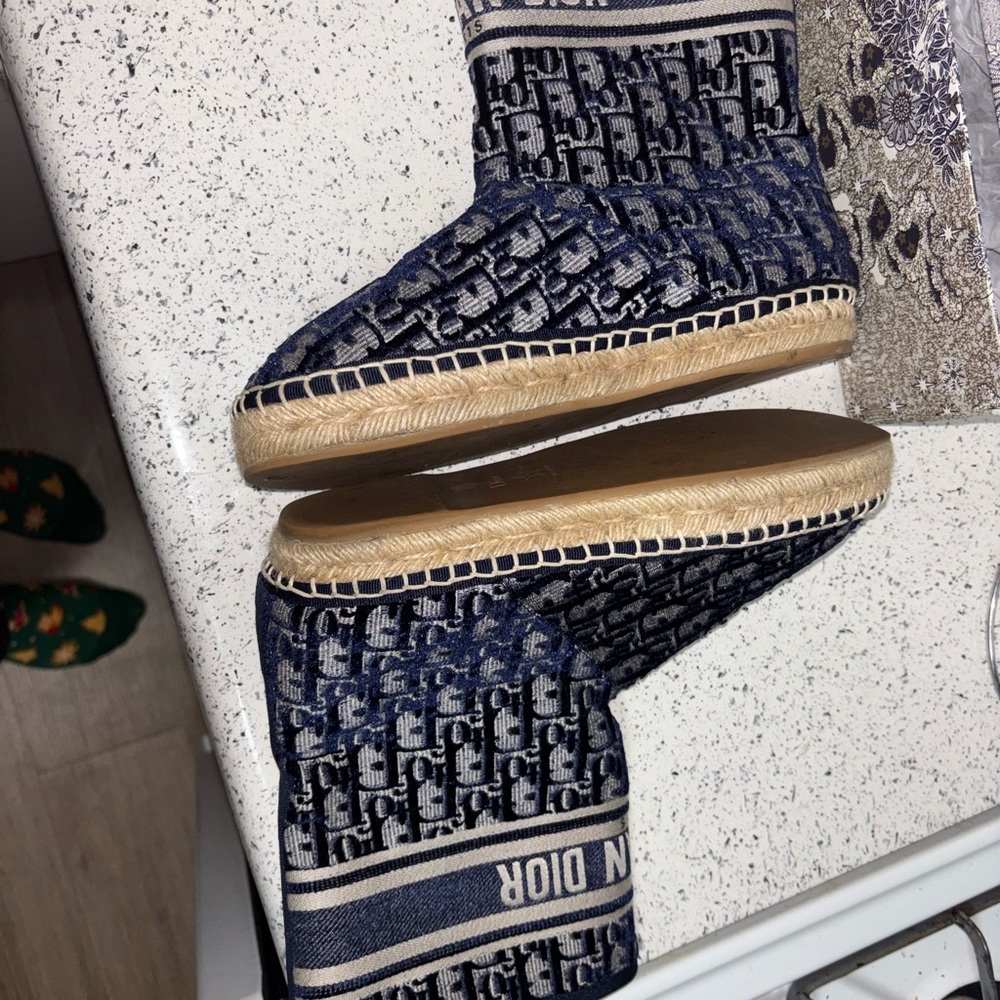 Dior Navy and Cream Espadrilles - Picture 6 of 7